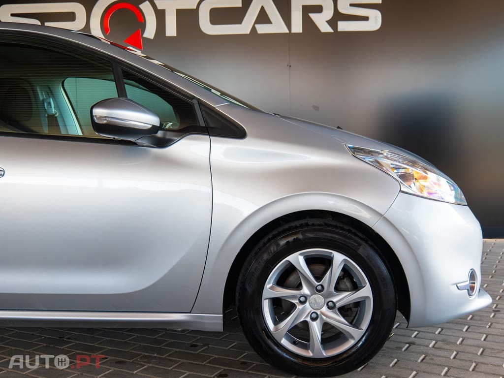 Peugeot 208 1.4 HDi Active