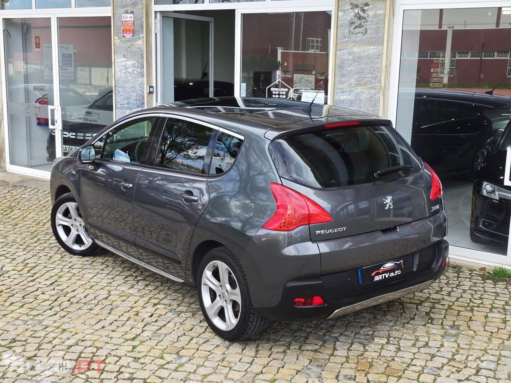 Peugeot 3008 1.6 e-HDi Executive CMP6