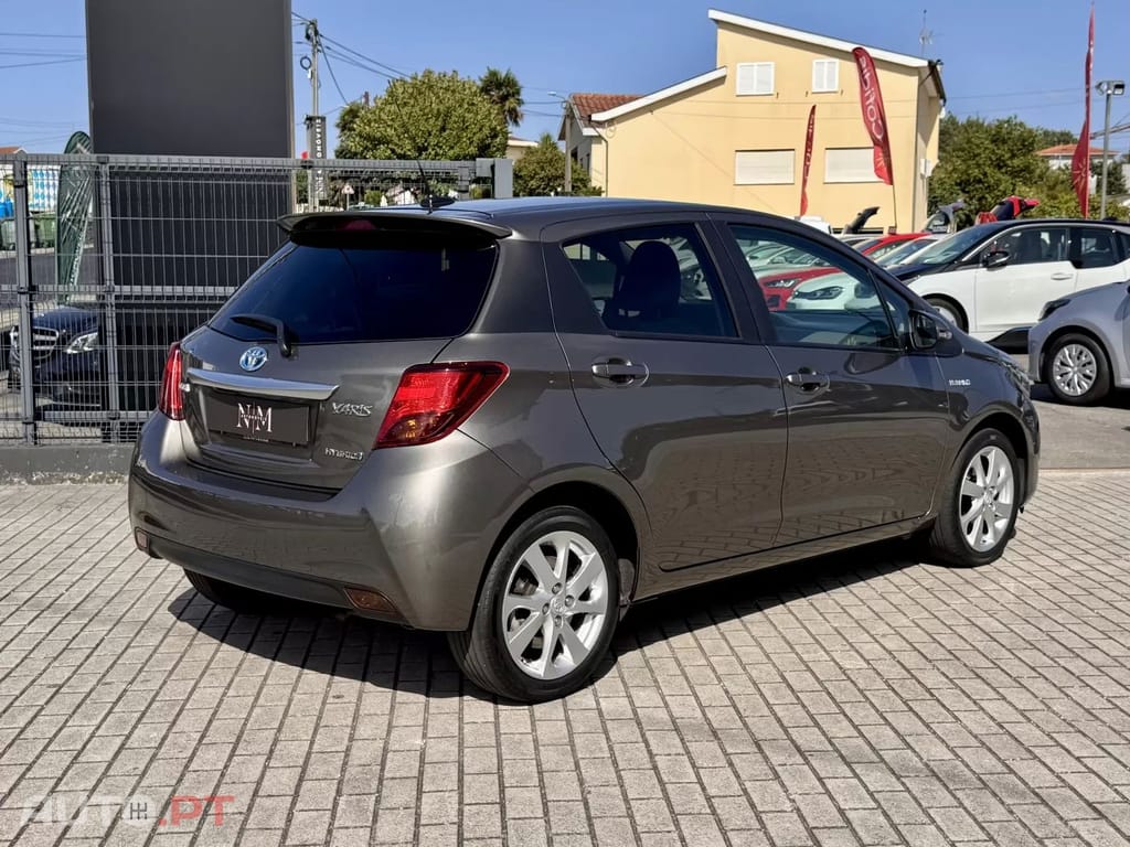 Toyota Yaris 1.5 HSD Sport+Navi