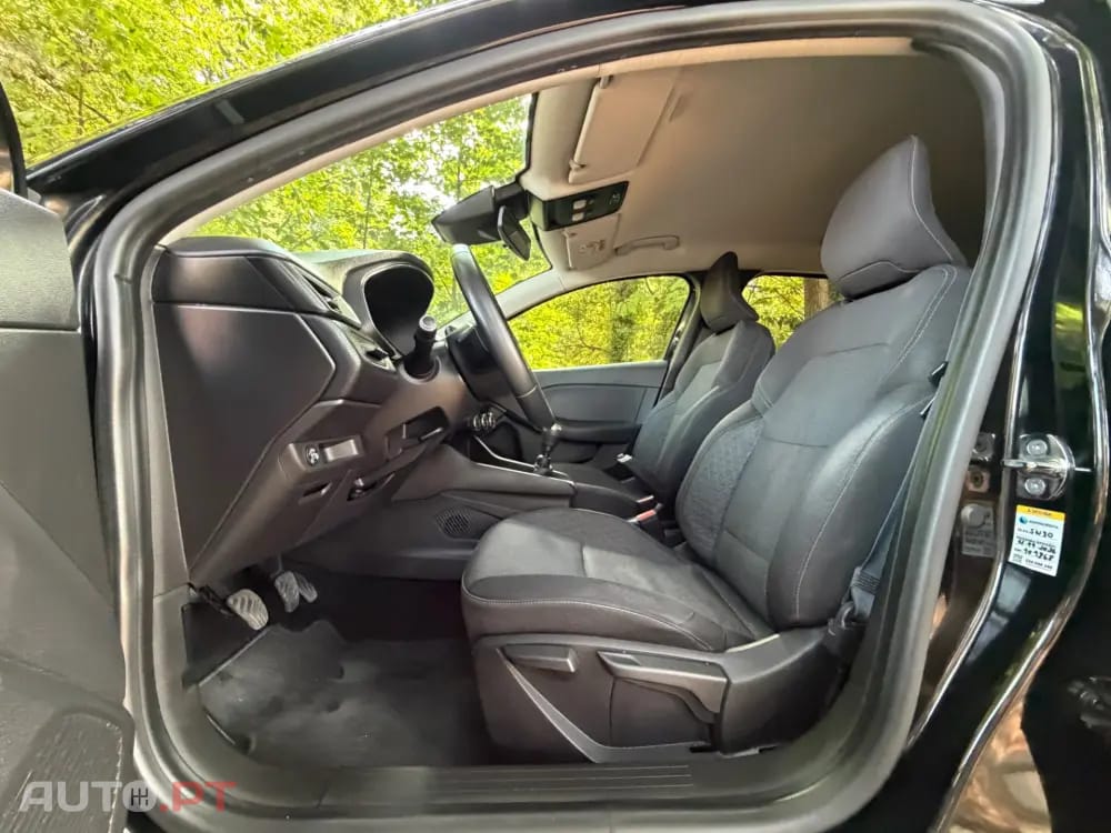 Renault Clio 1.0 TCe Intens Bi-Fuel