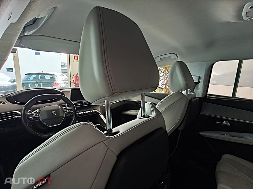 Peugeot 5008 1.5 BlueHDi Allure Pack EAT8