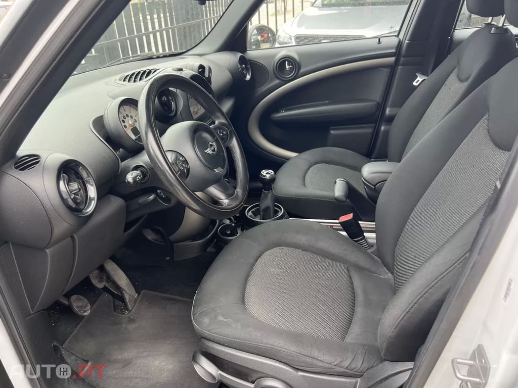 MINI Countryman One D