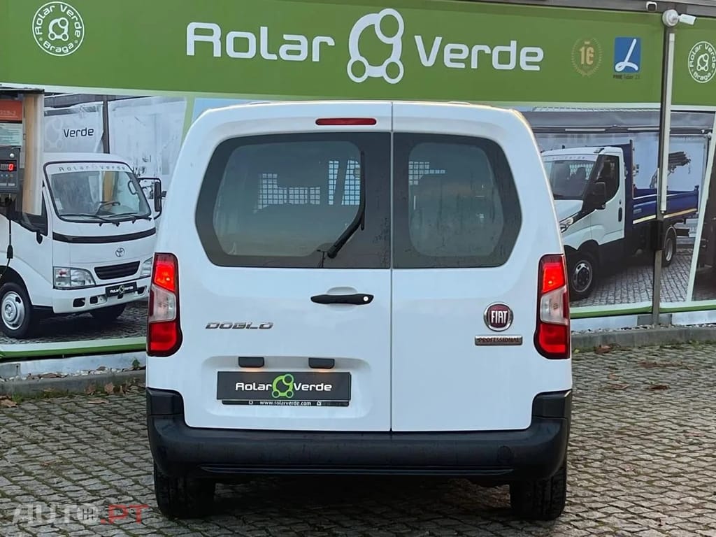 Fiat Doblo 5 LUGARES LONGA