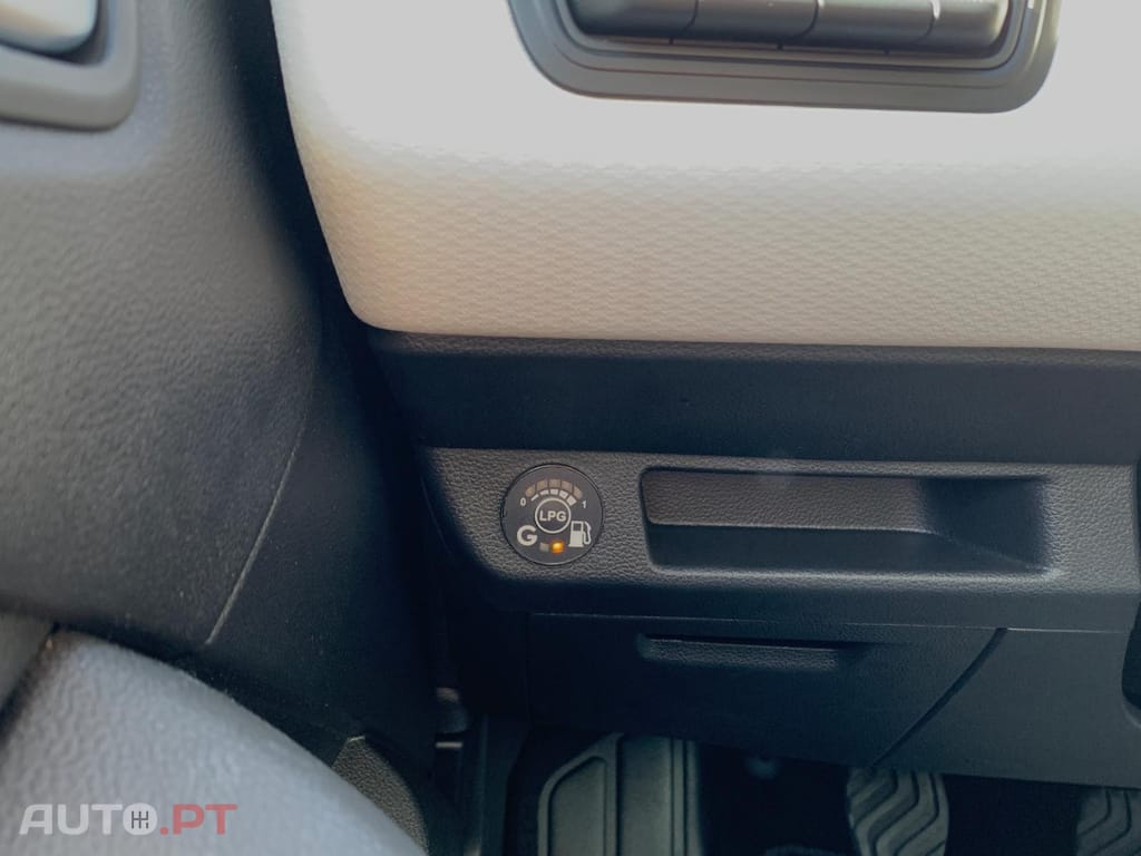 Renault Clio 1.0 TCe Techno Bi-Fuel