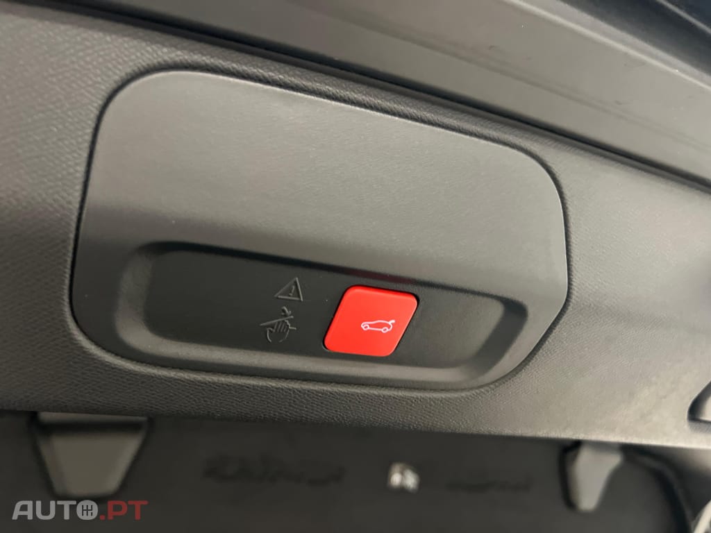 Peugeot 408 1.6 Hybrid GT e-DCS7
