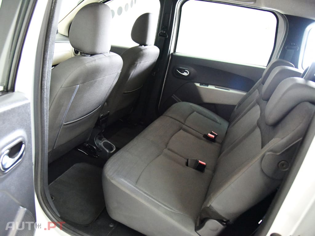 Dacia Lodgy 1.5DCI PRESTIGE 7L