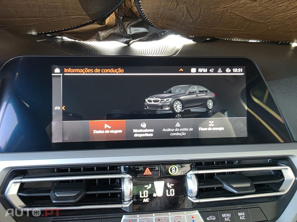 BMW 330 e Corporate Edition Auto — fotografia 18