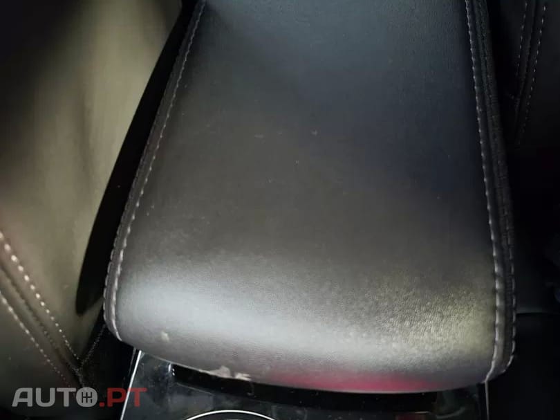 Peugeot E-208 50 kWh GT