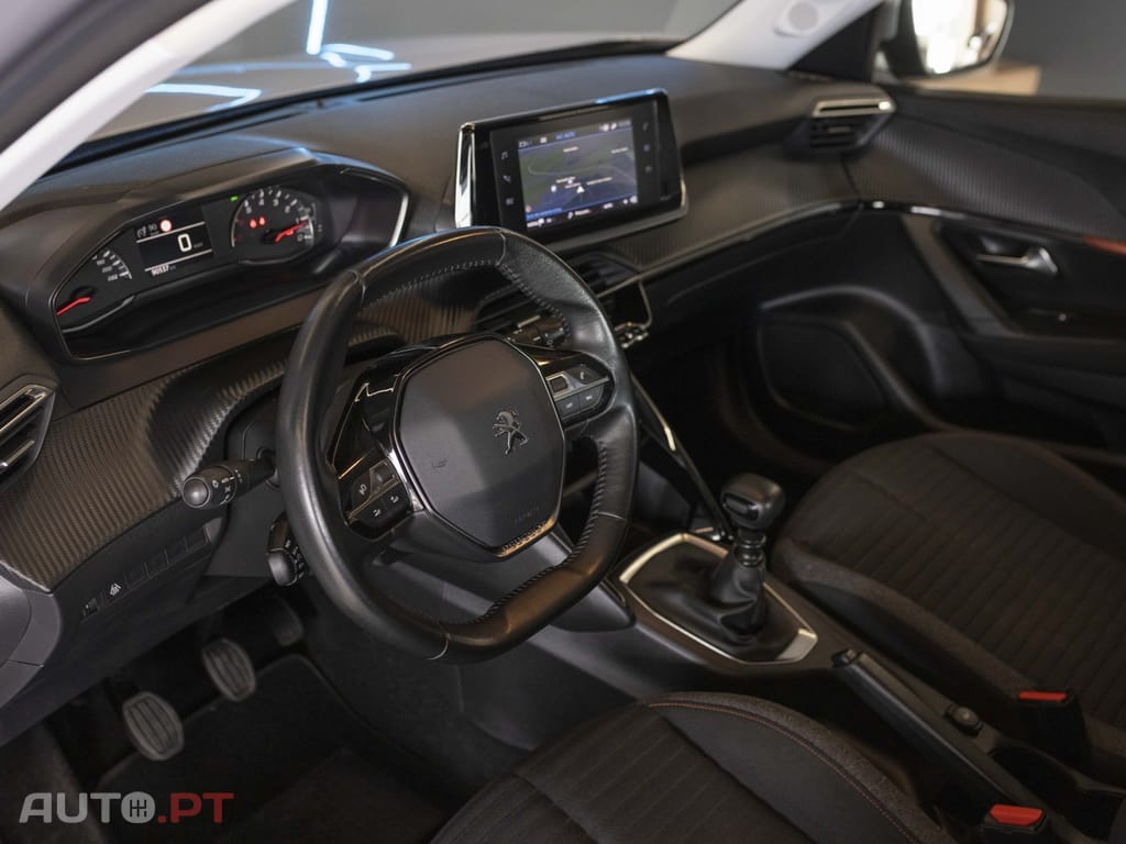 Peugeot 2008 1.5 BlueHDi Active