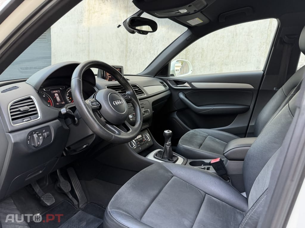 Audi Q3 2.0 TDi Business Line