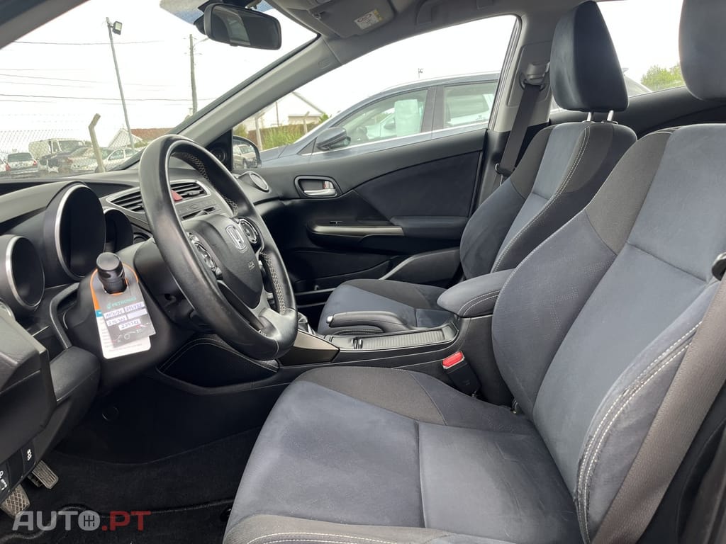 Honda Civic Tourer 1.6 i-DTEC Executive Navi