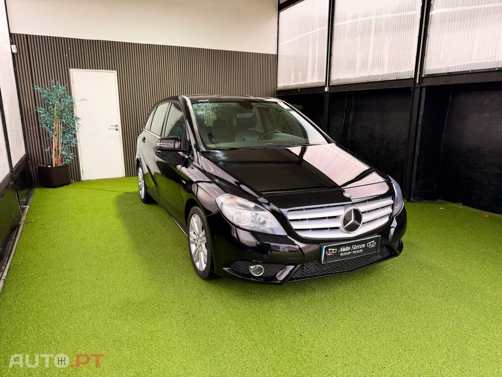 Mercedes-Benz B 180 Bluefficiency