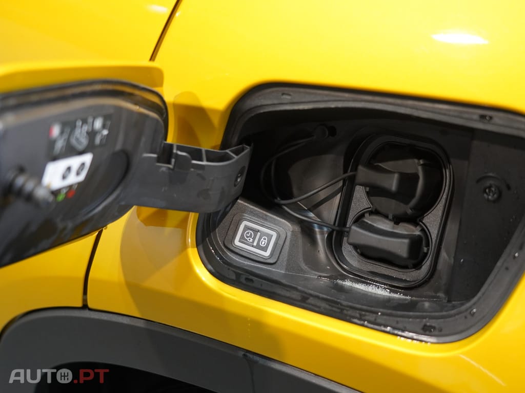 Jeep Avenger 54 kWh Summit