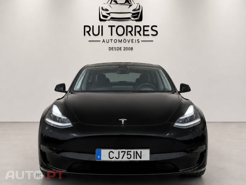 Tesla Model Y Long Range Dual Motor AWD