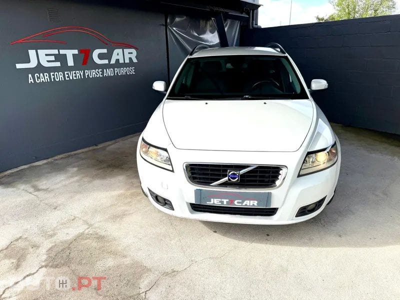 Volvo V50 1.6 D Momentum — fotografia 3