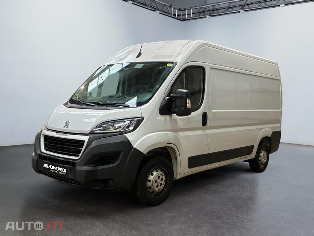 Peugeot Boxer 2.2 BlueHDi 333 L2H2 Premium
