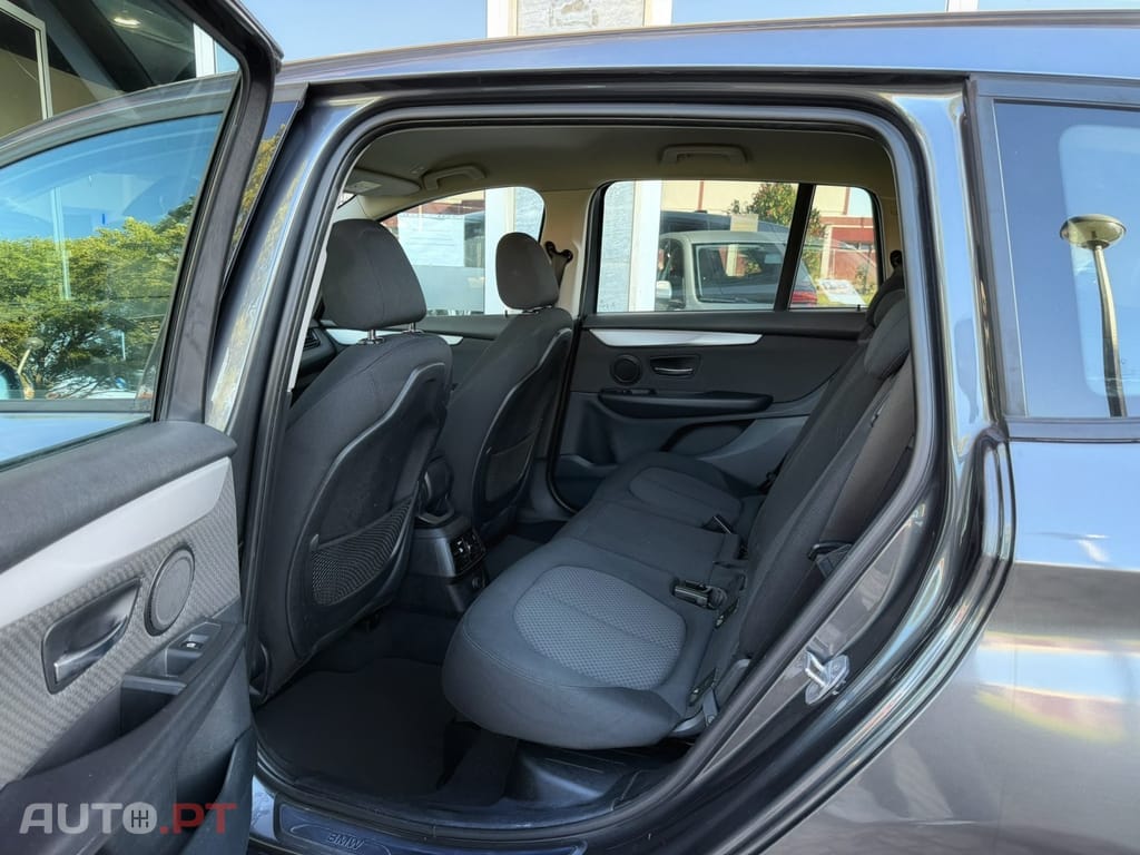 BMW 216 d 7L Advantage
