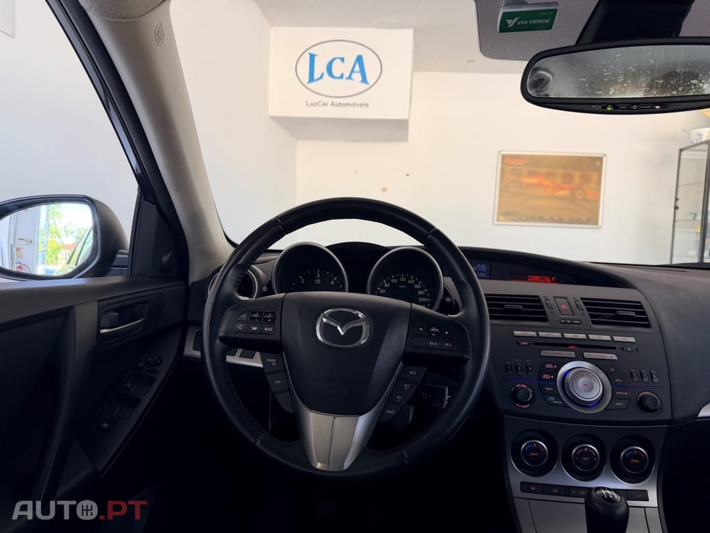 Mazda 3 MZ-CD 1.6 Exclusive Plus — fotografia 13