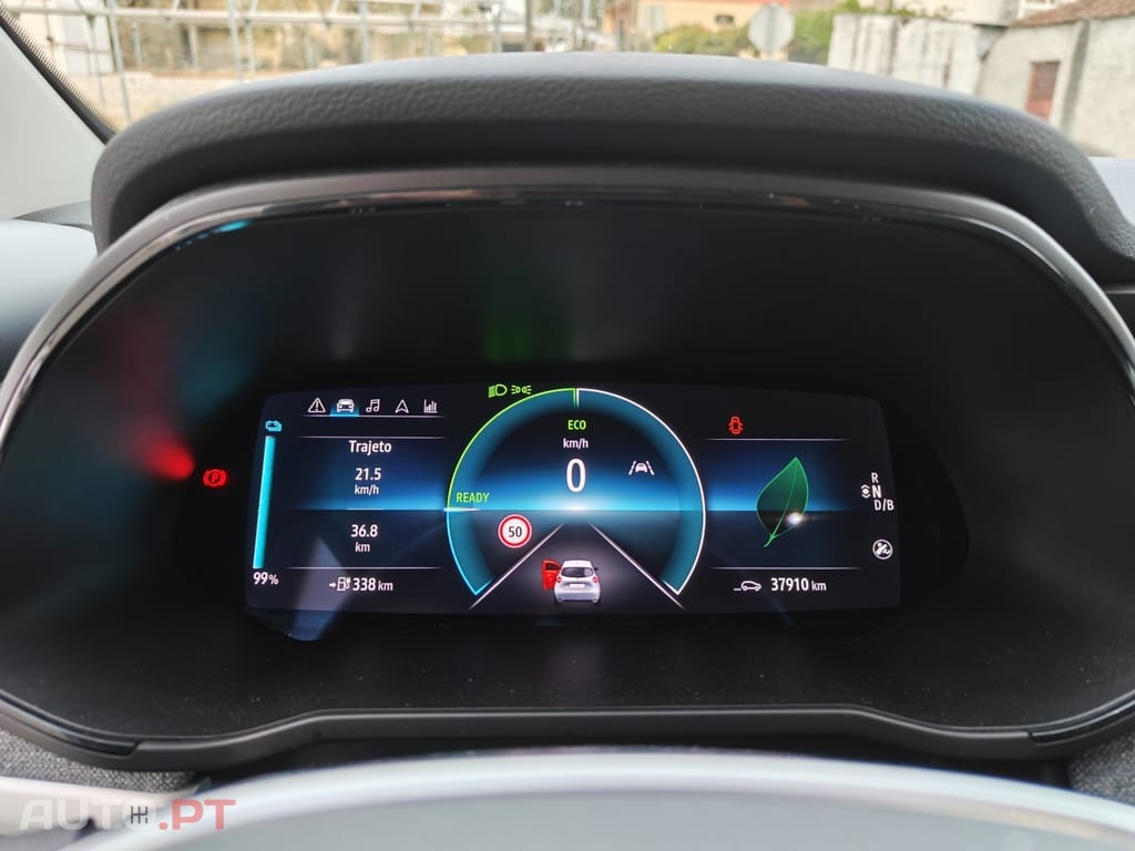 Renault Zoe (c/ Bateria) Z.E. 50 INTENS