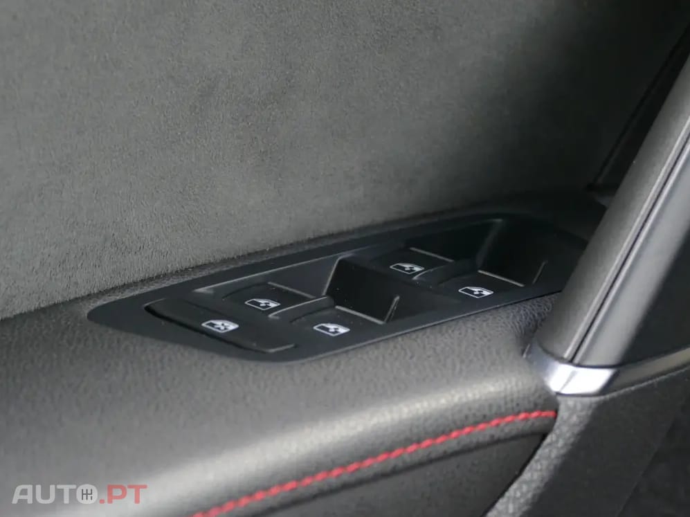 Volkswagen Golf 2.0 TSI GTi TCR DSG