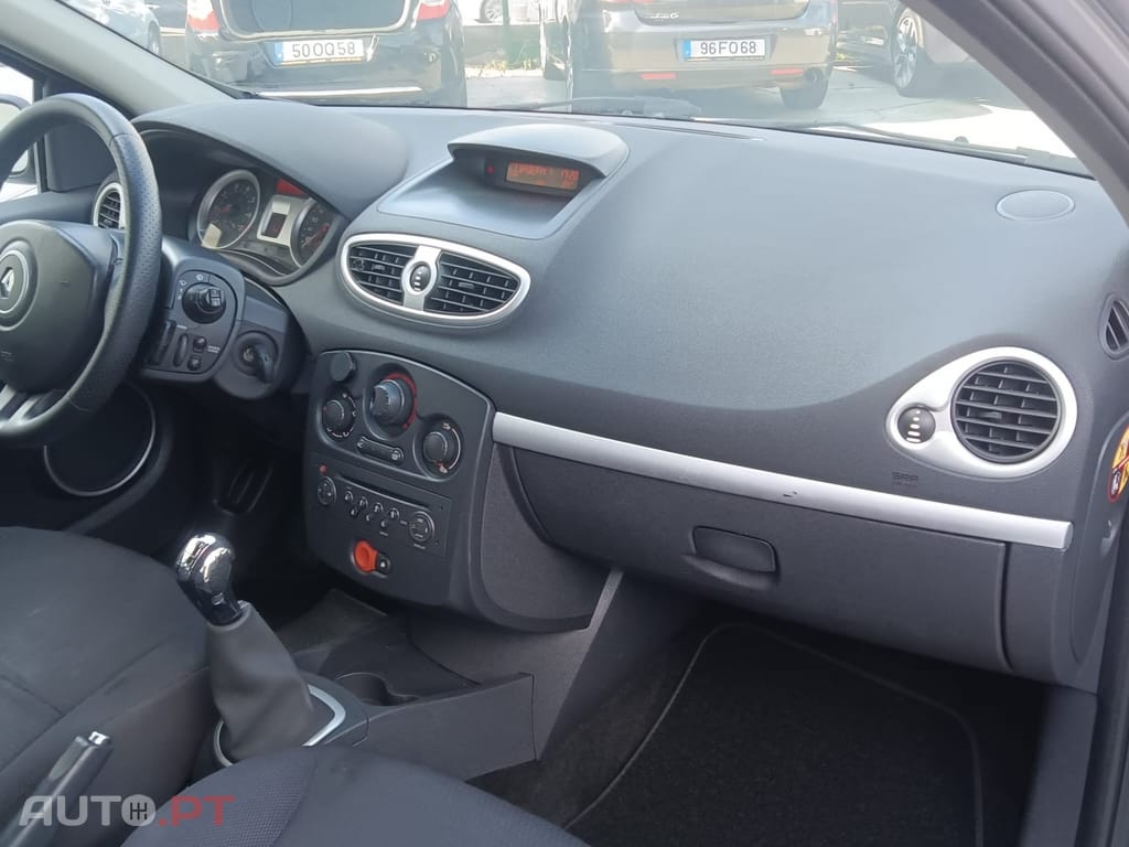 Renault Clio 1.2 SE Storia Confort