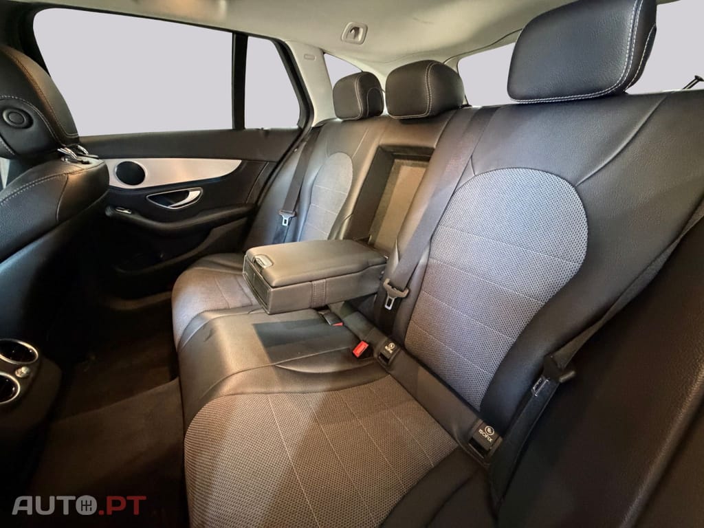 Mercedes-Benz C 180 D AVANTEGARDE