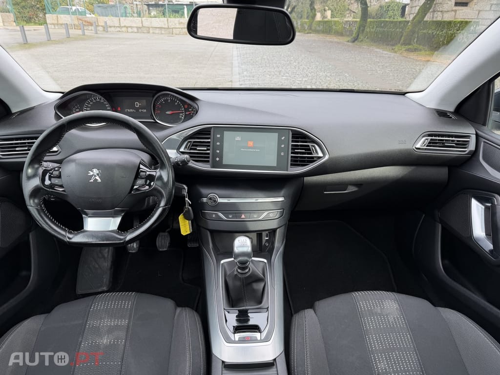 Peugeot 308 1.6 BlueHDi Allure