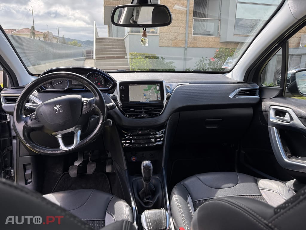 Peugeot 2008 Allure