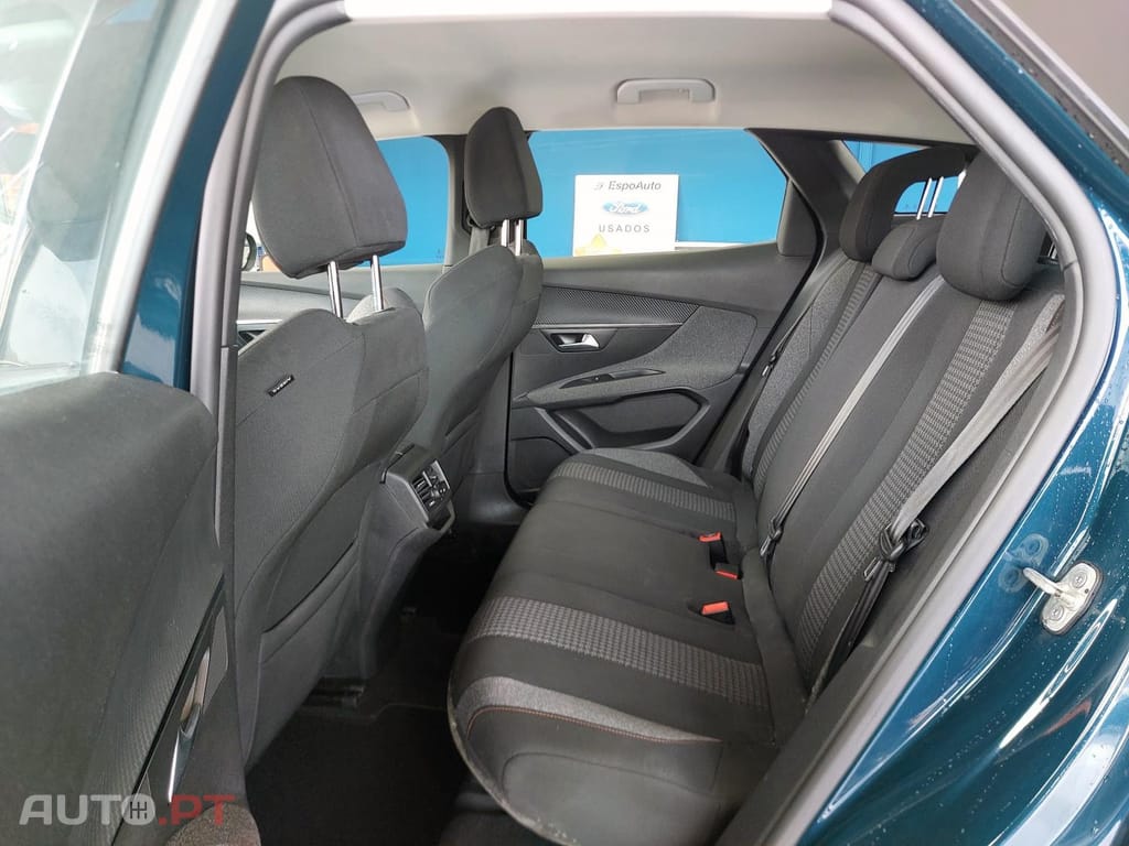 Peugeot 3008 1.5 BlueHDi Active Pack