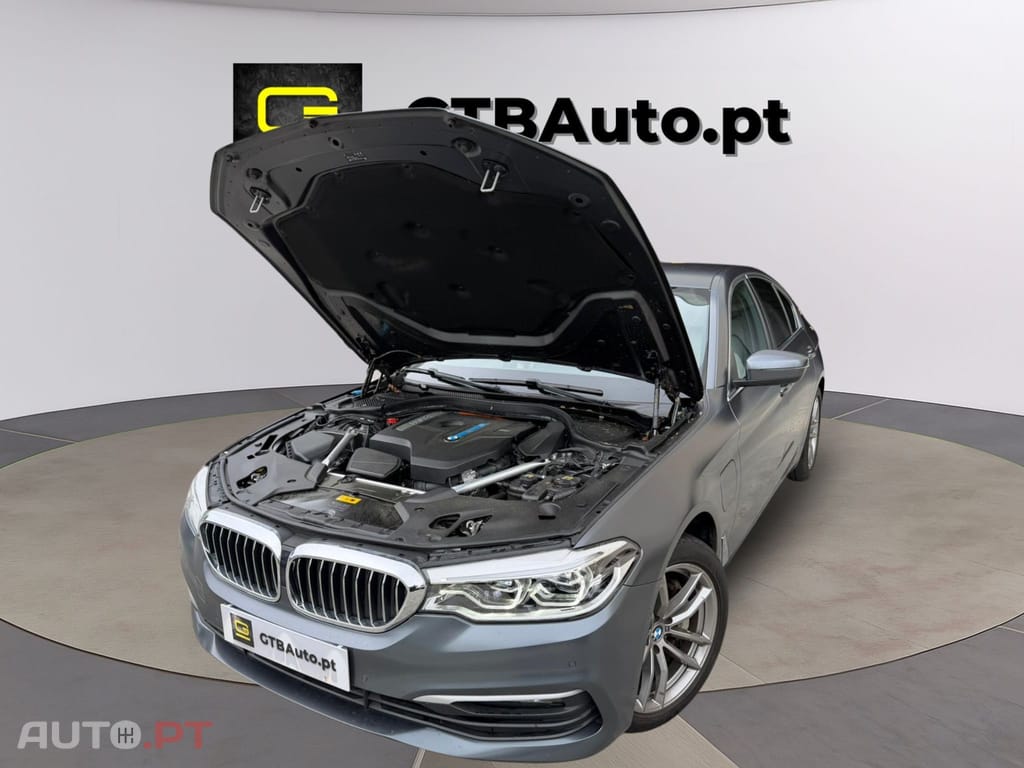 BMW 530 iPERFORMANCE