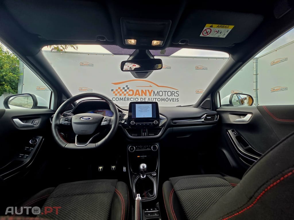 Ford Puma 1.0 EcoBoost MHEV ST-Line