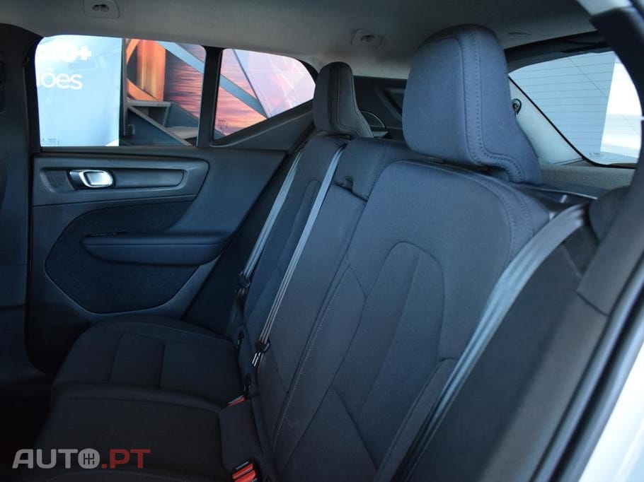 Volvo XC40 1.5 T5 PHEV R-Design Expression
