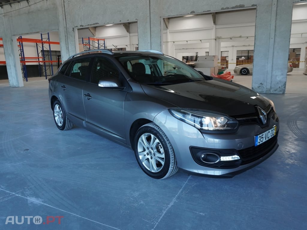 Renault Mégane Sport Tourer 1.5 dCi Dynamique — fotografia 8