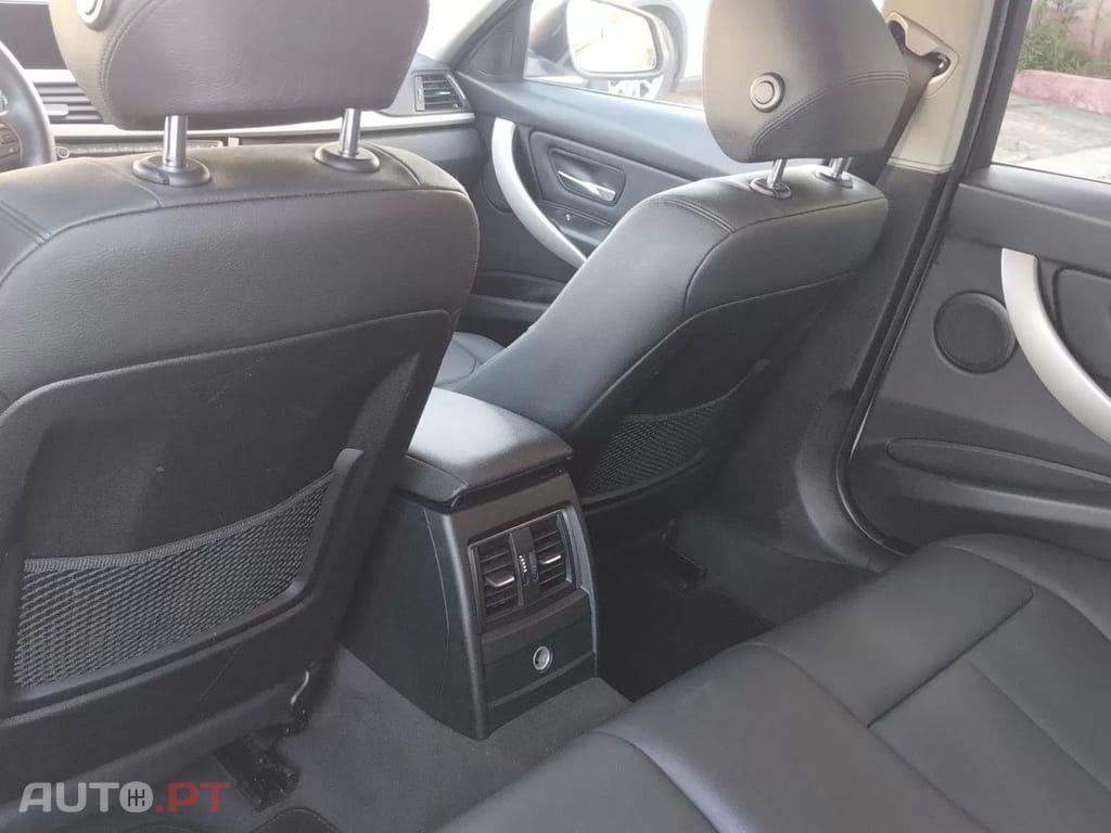 BMW 320 d Touring EfficientDynamics Line Luxury