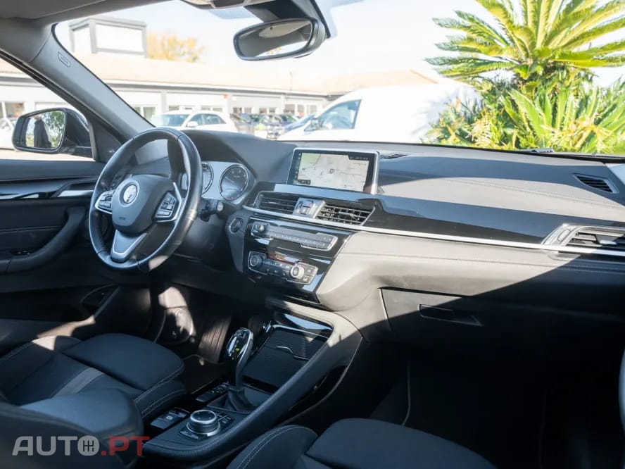 BMW X2 16 d sDrive Auto GoldPlay