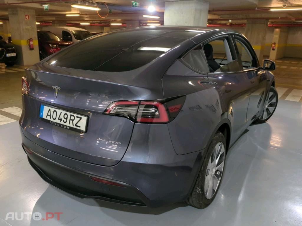 Tesla Model Y Long Range Tração Integral