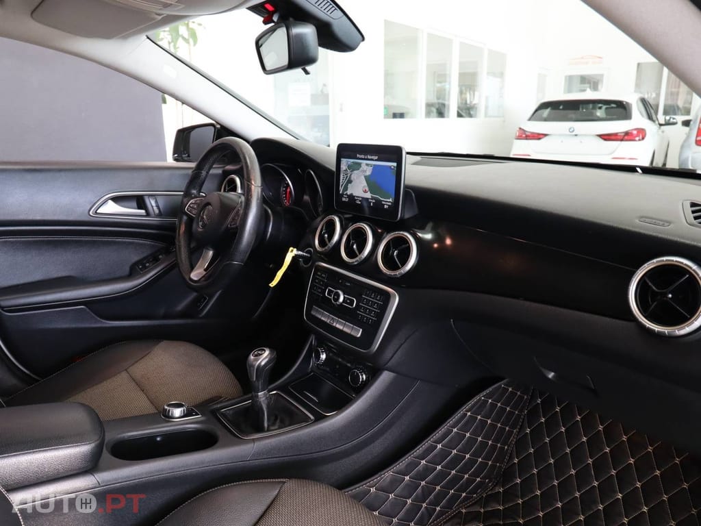Mercedes-Benz CLA 180 (CDI) d Urban