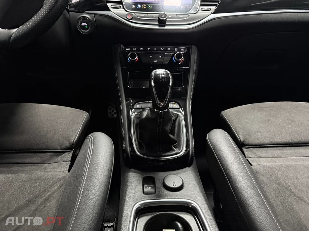 Opel Astra 1.5 D Elegance