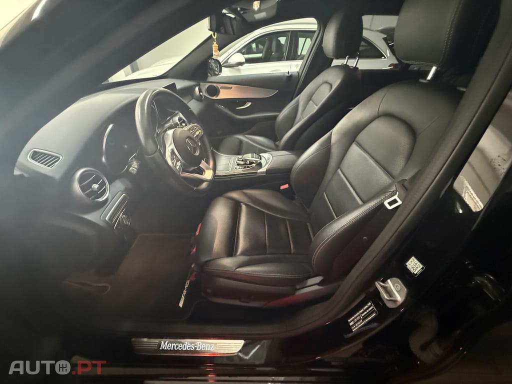 Mercedes-Benz C 300 de AMG Line