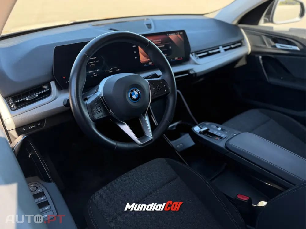 BMW iX2 eDrive20