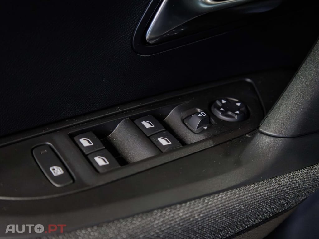 Peugeot 2008 1.2 Style