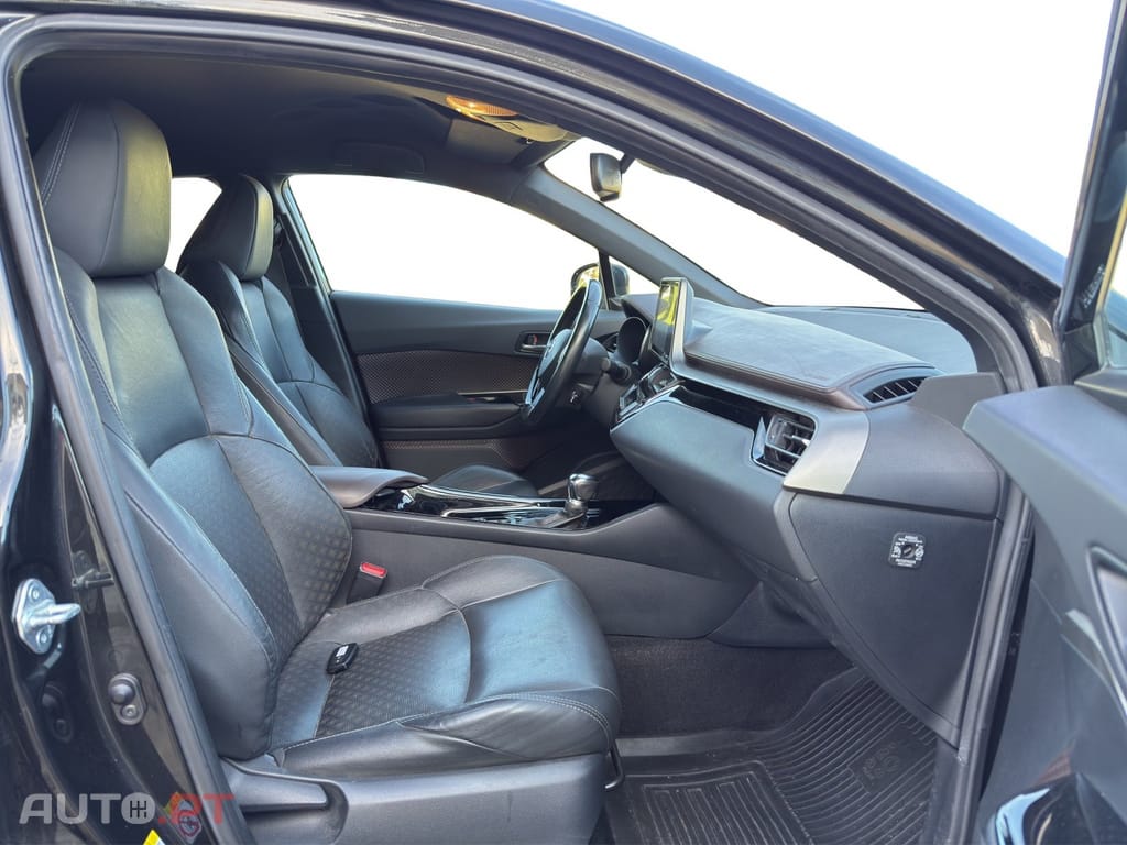 Toyota C-HR 1.8 HSD Exclusive+P.Luxury