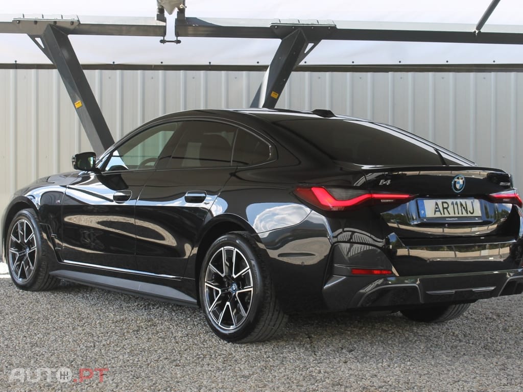 BMW i4 eDrive40 Desportiva M