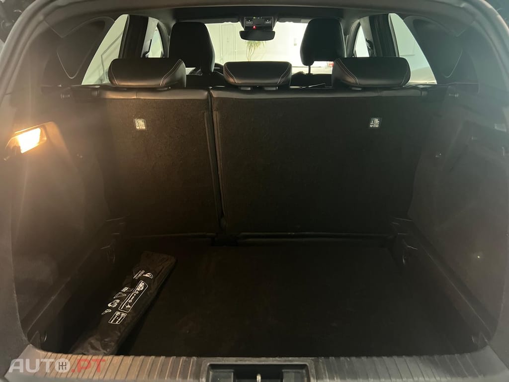 Renault Captur 1.0 TCe RS Line