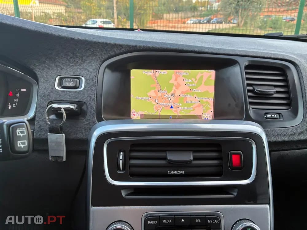 Volvo V60 Cross Country 2.0 D3 Summum Geartronic
