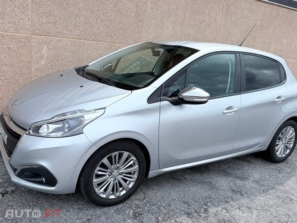 Peugeot 208 1.6 BlueHDi Style