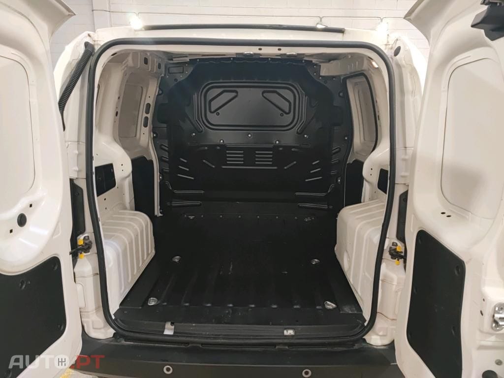 Fiat Fiorino FIORINO 1.3 M-jet Adventure