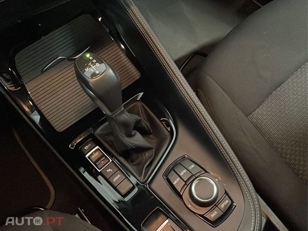 BMW X2 xDrive25e  I.V.A DEDUTÍVEL 