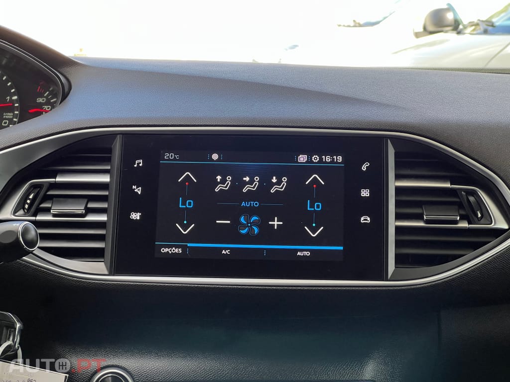 Peugeot 308 1.5 BlueHDi Style