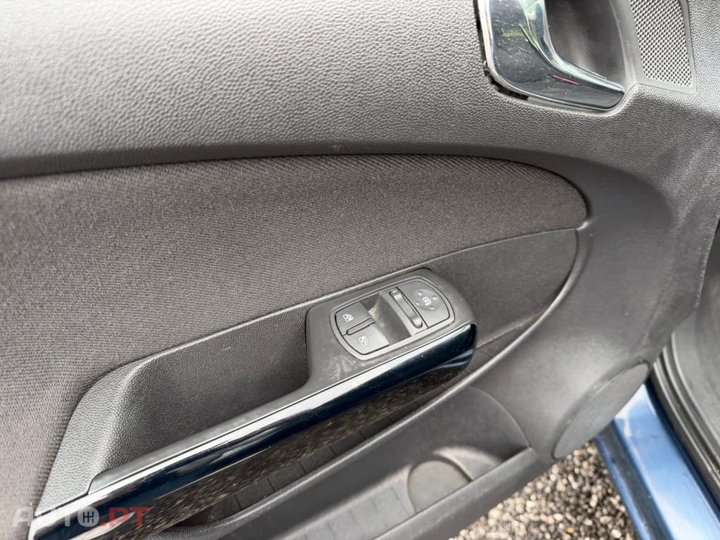 Opel Corsa 1.2 Connect Easytronic